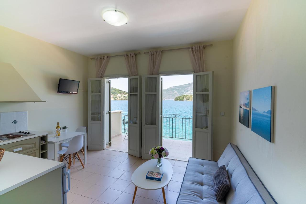 Hotel Omirikon Vathy  Extérieur photo
