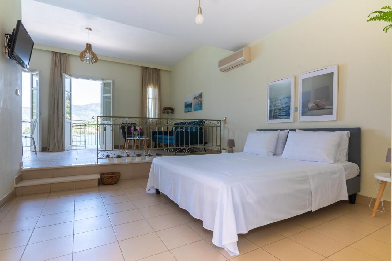 Hotel Omirikon Vathy  Extérieur photo